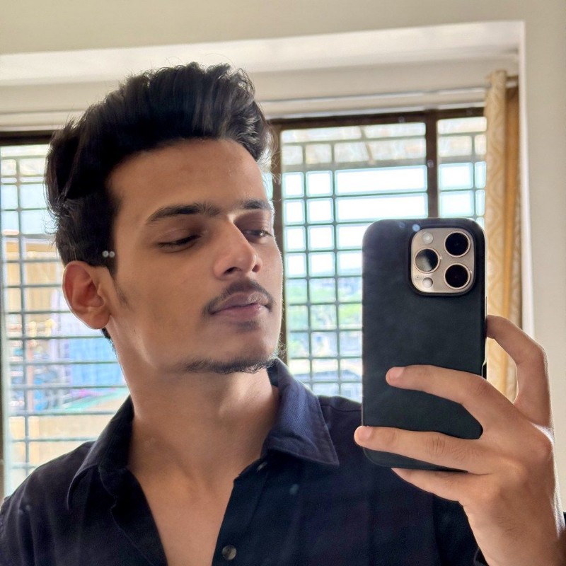 Rohit Desai(@rohit_desai4633) | เรื่องราว Snapchat ตลอดจน Spotlight และ ...