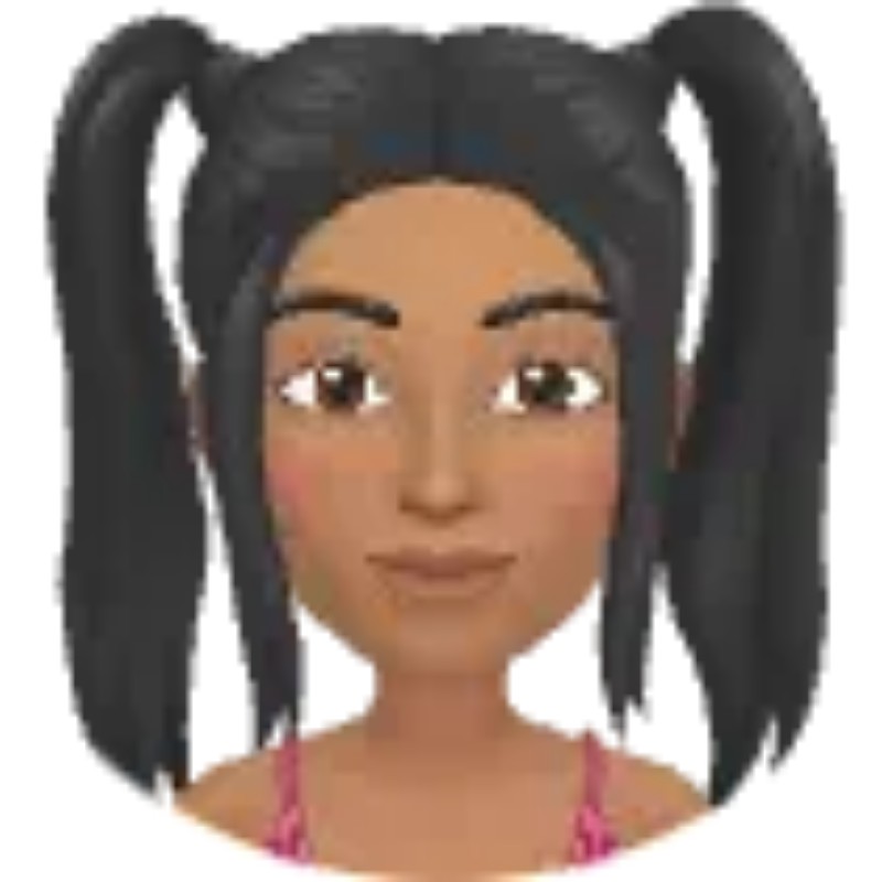 roxanamariahills_ (@roxanahills) | Snapchat Stories, Spotlight & Lenses