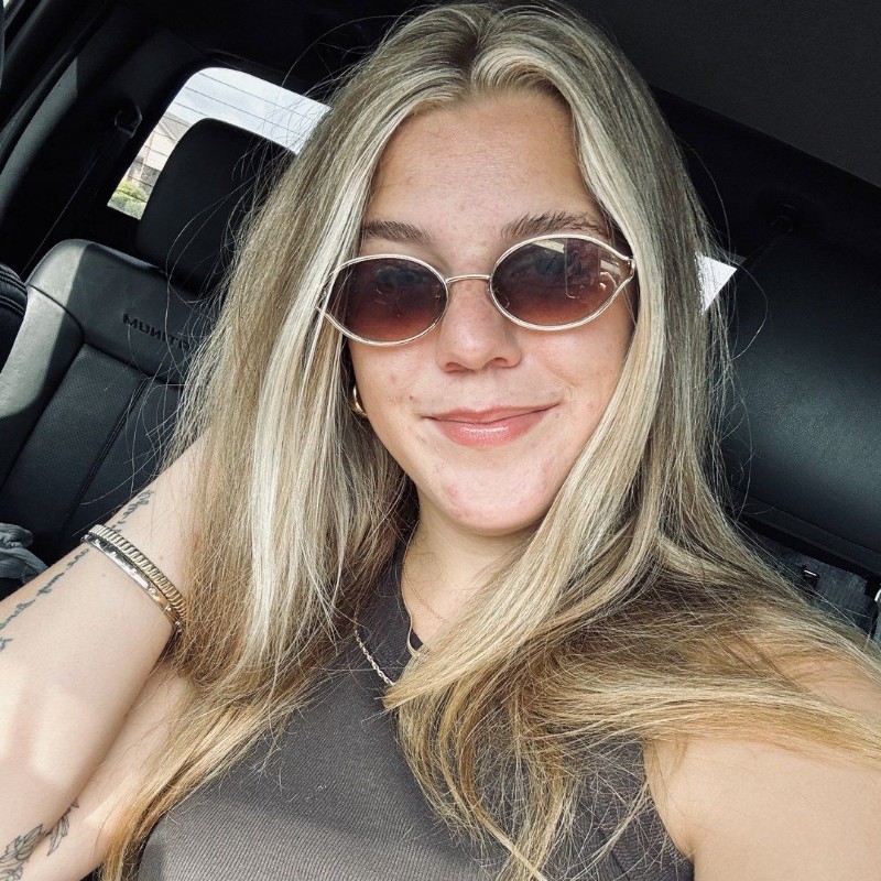 rylee ( rylee_2024) Snapchat Stories, Spotlight & Lenses
