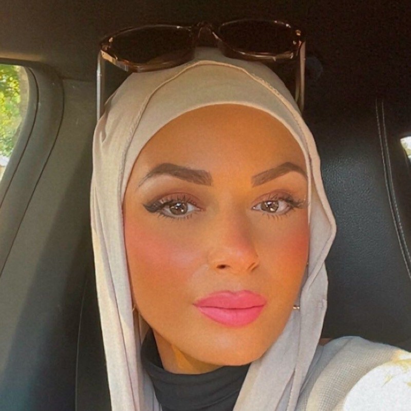 Sahar Api Sahar (@saharkhodor) | Snapchat Stories, Spotlight and Lenses