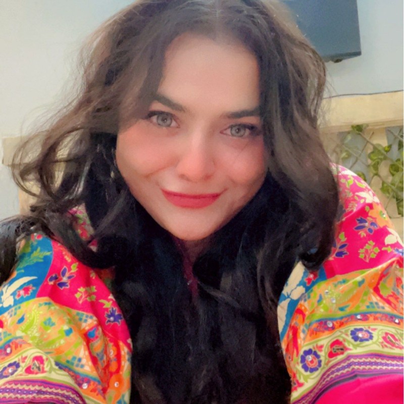 Sahar Api Sahar Asif Makhdoom (@saharmakhdoom99) | Snapchat Verhalen, Spotlight ...