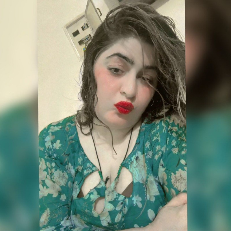 Api Saira Saira Zeenat (@saira_zeenat) | Snapchat Stories, Spotlight & Lenses