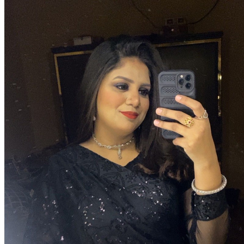 Api Saira Saira Mehtab (@sairasdiscovery) | Snapchat Stories, Spotlight & Lenses