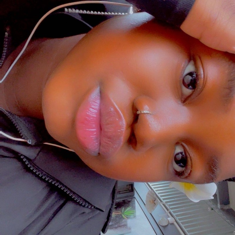 🇨🇫🇹🇩🎀Bella🎀🧸 (@sandrinebella01) | Snapchat Stories, Spotlight & Lenses