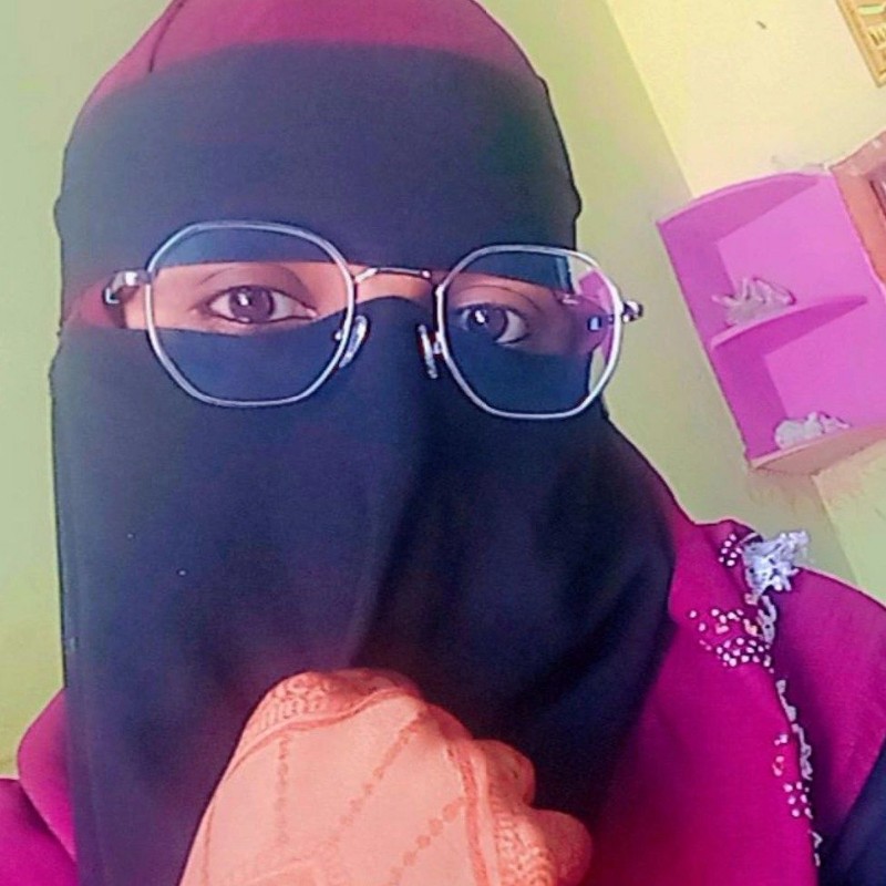 S Bushra (@sbushra232076) | Snapchat Stories, Spotlight & Lenses