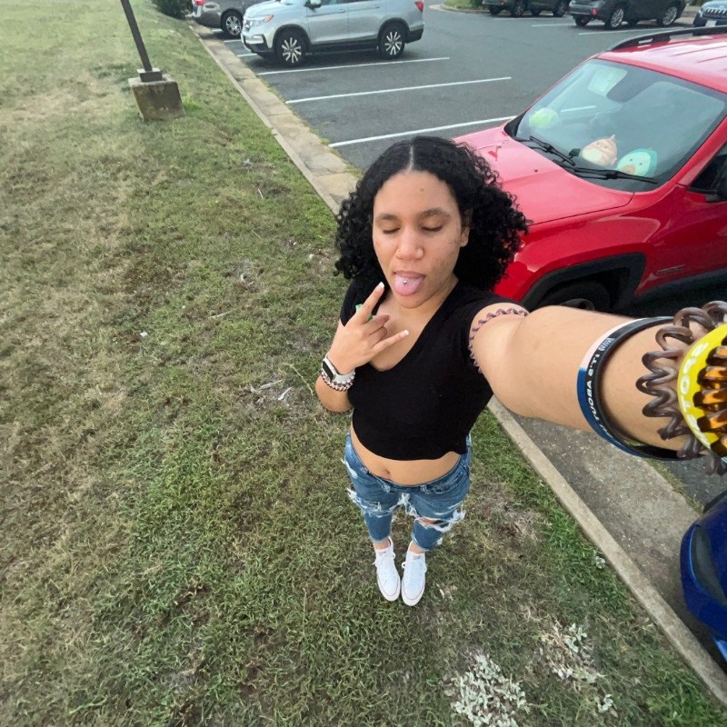 Selena Smith (@selena_smith73) | Snapchat Stories, Spotlight & Lenses