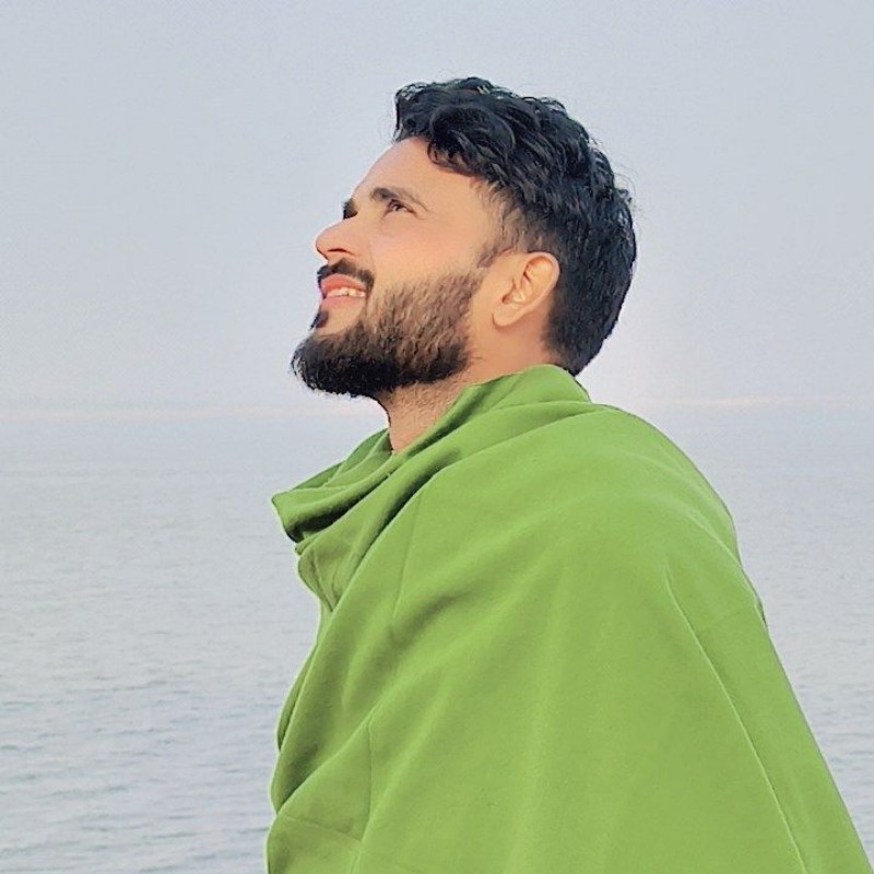 Shabi Abbas (@shabiabbas2026) | Snapchat Stories, Spotlight & Lenses