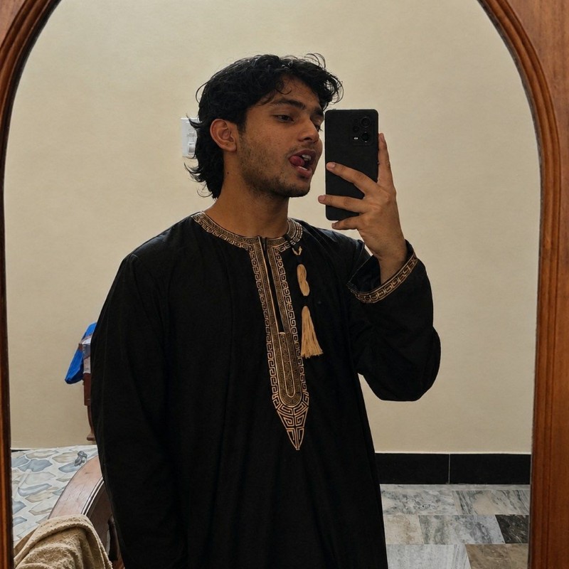 Shàz Muhammed (@shx_azz) | Snapchat Stories, Spotlight & Lenses
