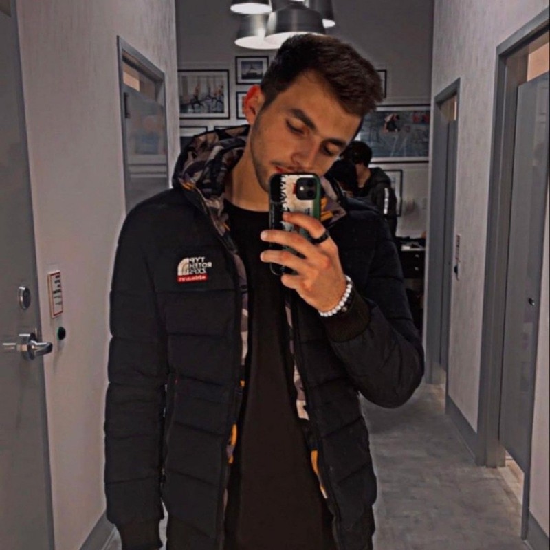 Simo (@simo_xxr) | Snapchat Stories, Spotlight & Lenses