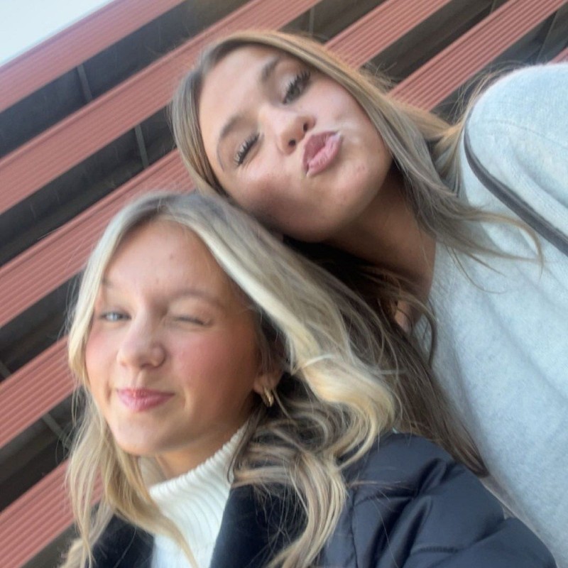 Sophie DeGroot (sophieedegroott) Snapchat Stories, Spotlight & Lenses