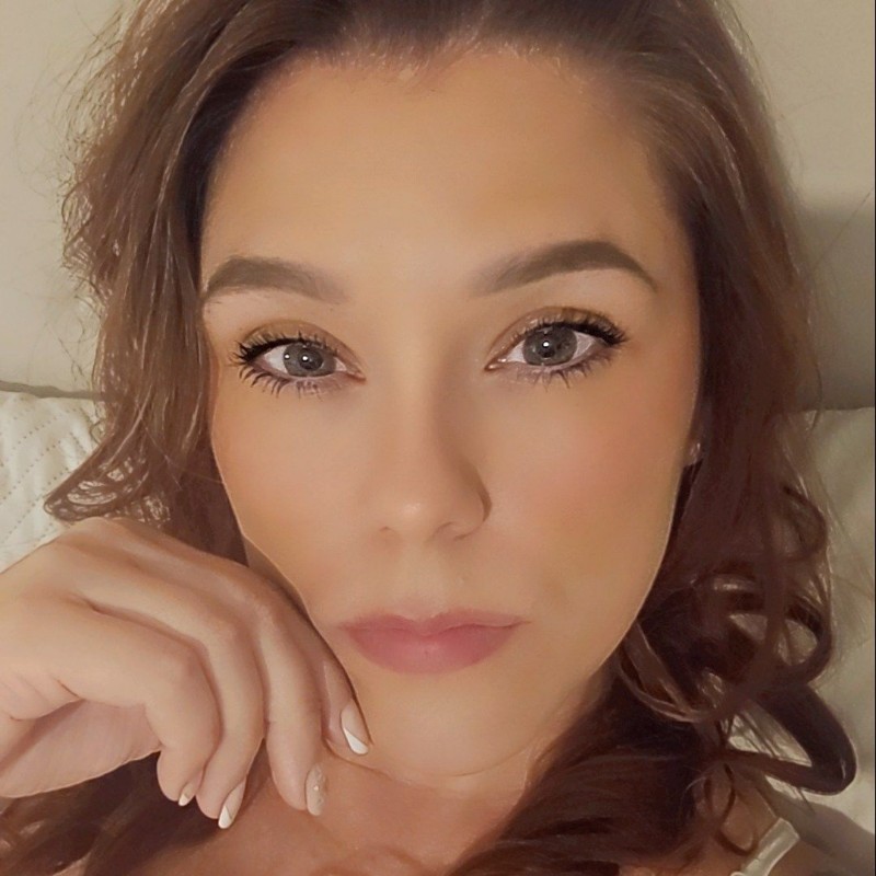 Sheren Api shereen 💗 (@st88eew) | Snapchat Stories, Spotlight & Lenses