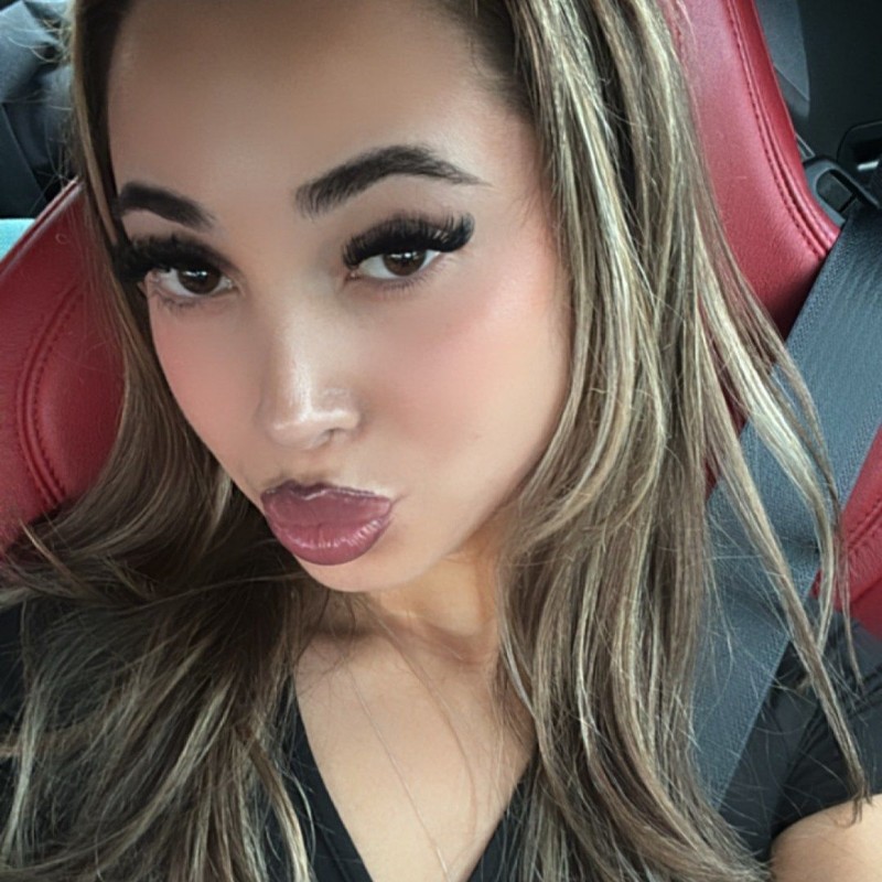 Stella The Princesa 🦋 (@stellaprincesaa) Snapchat Stories, Spotlight