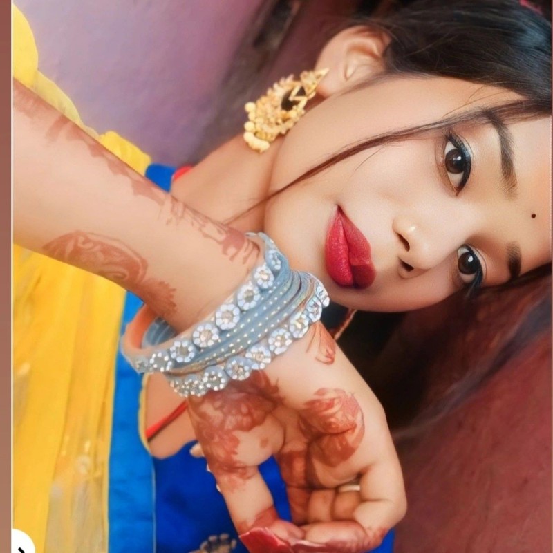 Suhani (@suhani2024265) | Snapchat Stories, Spotlight & Lenses