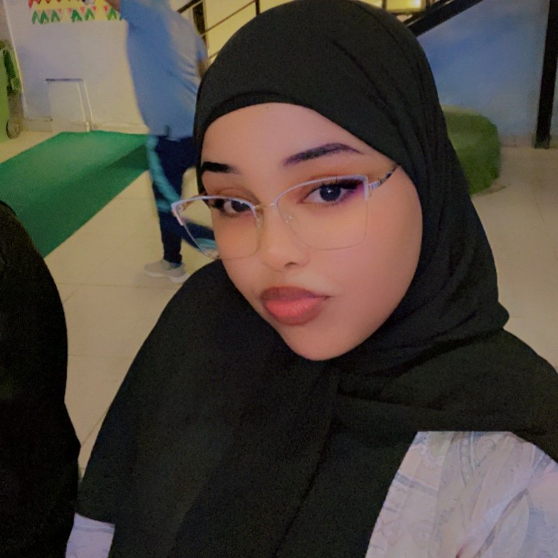 Sundus Api Dhameystiran🤍🖤 (@sundus_qurux15) | Snapchat Stories, Spotlight & Lenses