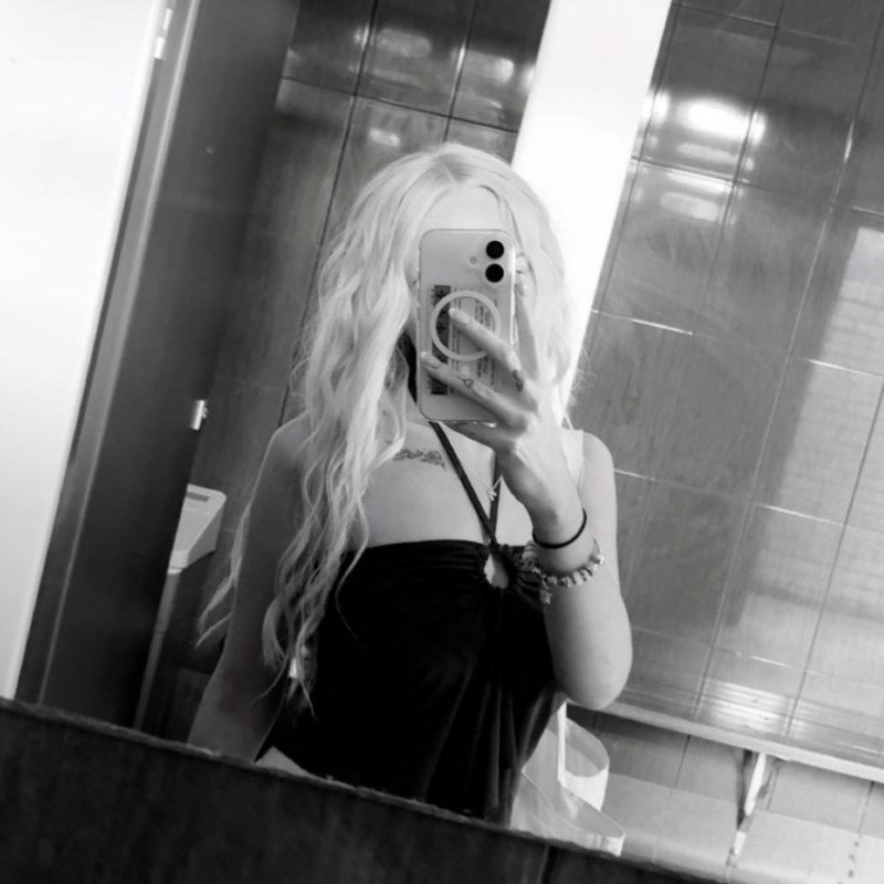 Teela💗 ( teela_anne) Snapchat Stories, Spotlight & Lenses