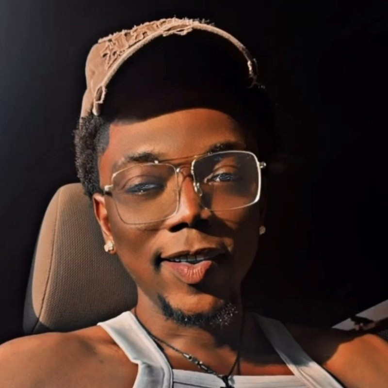 Yen Babble (@thatguyyb) | Snapchat Stories, Spotlight & Lenses