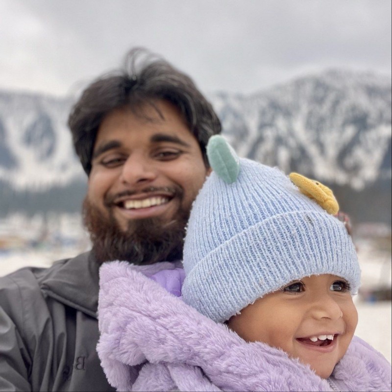 Aftab Ahmad (@the_brogrammer) | Snapchat Stories, Spotlight & Lenses