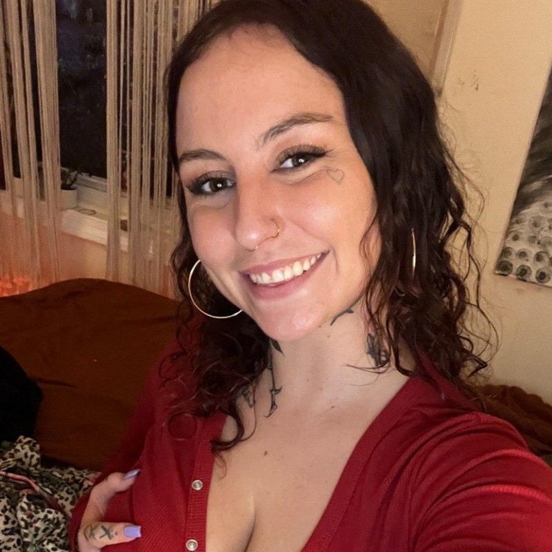 tonipaintme3 (@tonipaintme3) | Snapchat Stories, Spotlight & Lenses