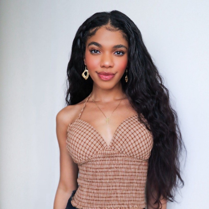 Teala Dunn (@ttlyteala) | Snapchat Stories, Spotlight & Lenses