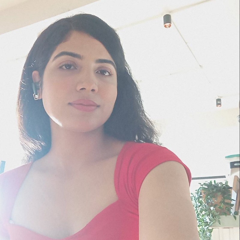 Usha (@utsaa_rimal) | Snapchat Stories, Spotlight & Lenses