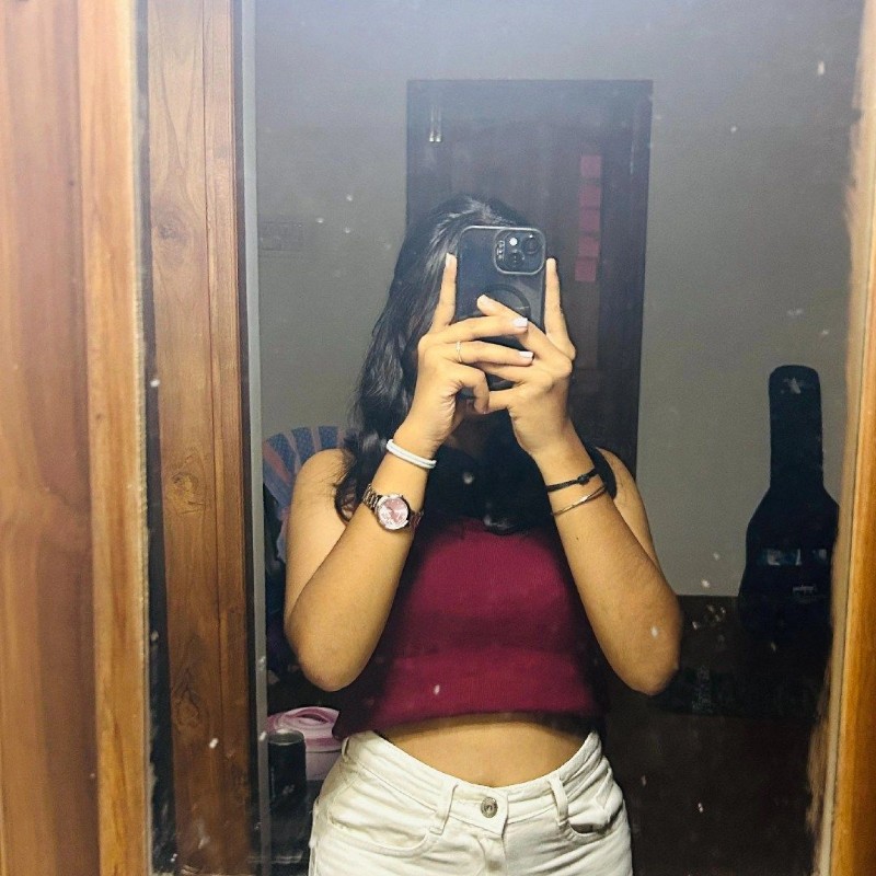 Vaishnavi Bhat (@vaishnavii_bhat) | Snapchat Stories, Spotlight & Lenses