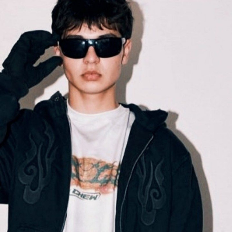 Rizz Boy (@vasekofficial) | Snapchat Stories, Spotlight & Lenses