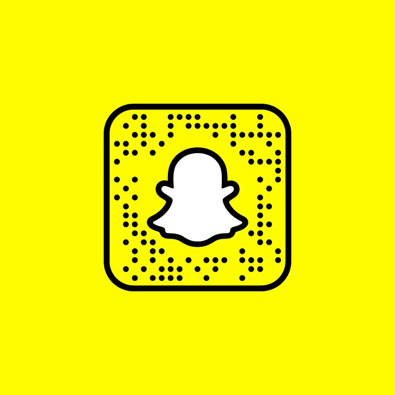 Violet Summers (violets.secret) Snapchat Stories, Spotlight & Lenses