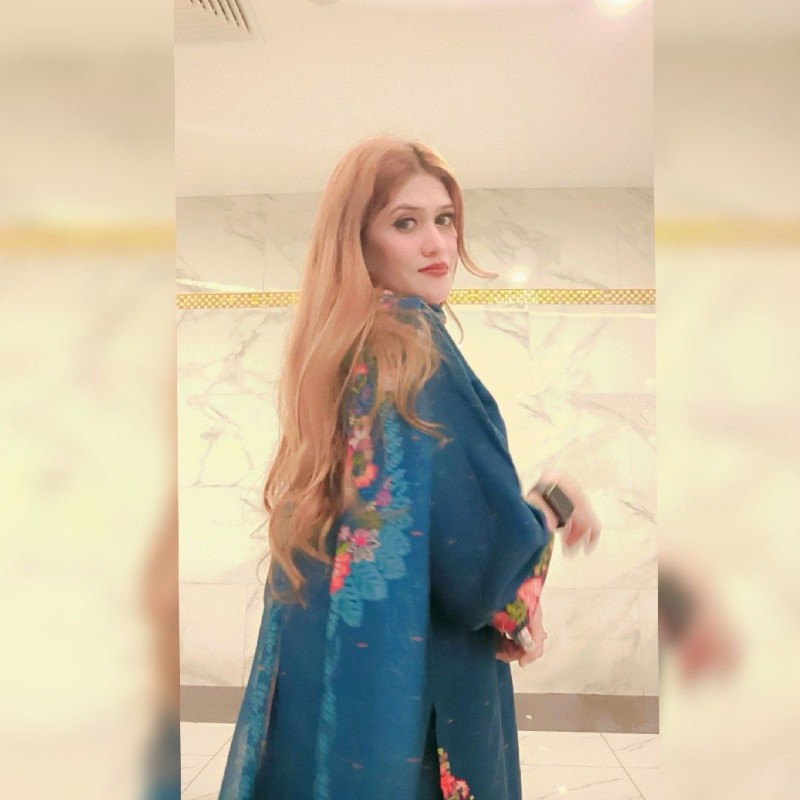 🖤جیا (@wajiha-saeed12) | Snapchat Stories, Spotlight & Lenses