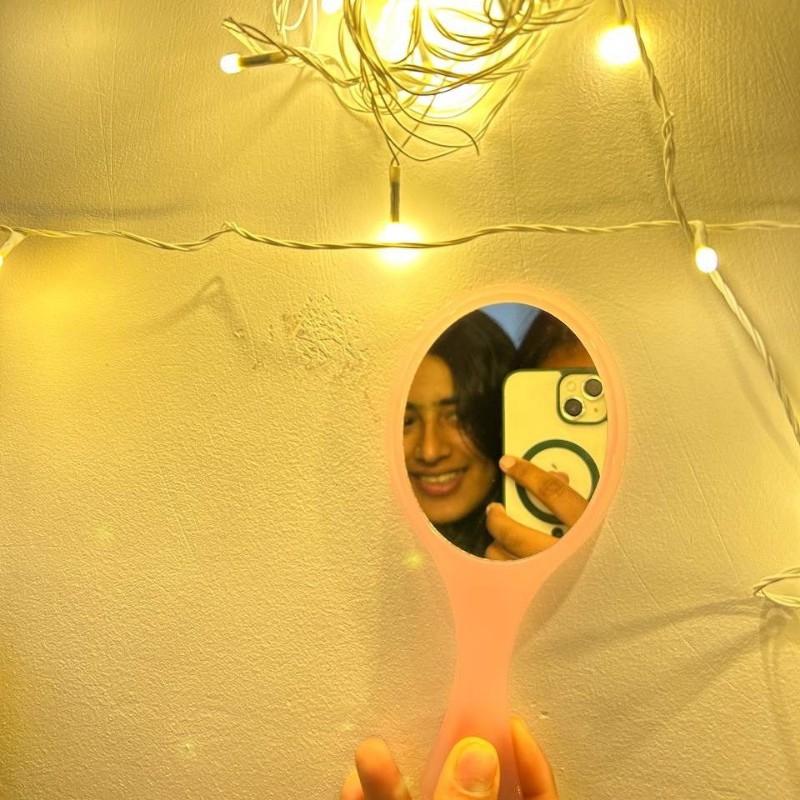 Pri💗 (x_charm2021) Snapchat Stories, Spotlight & Lenses