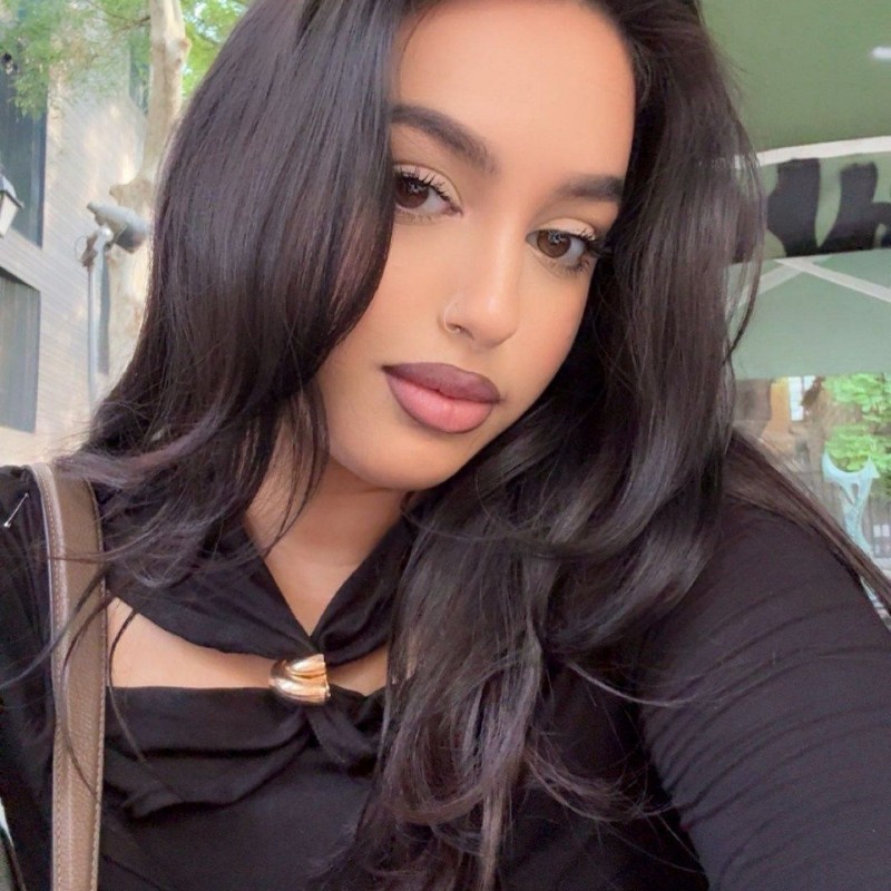 Aisha Shah (@xaishashahx) | Snapchat Stories, Spotlight & Lenses