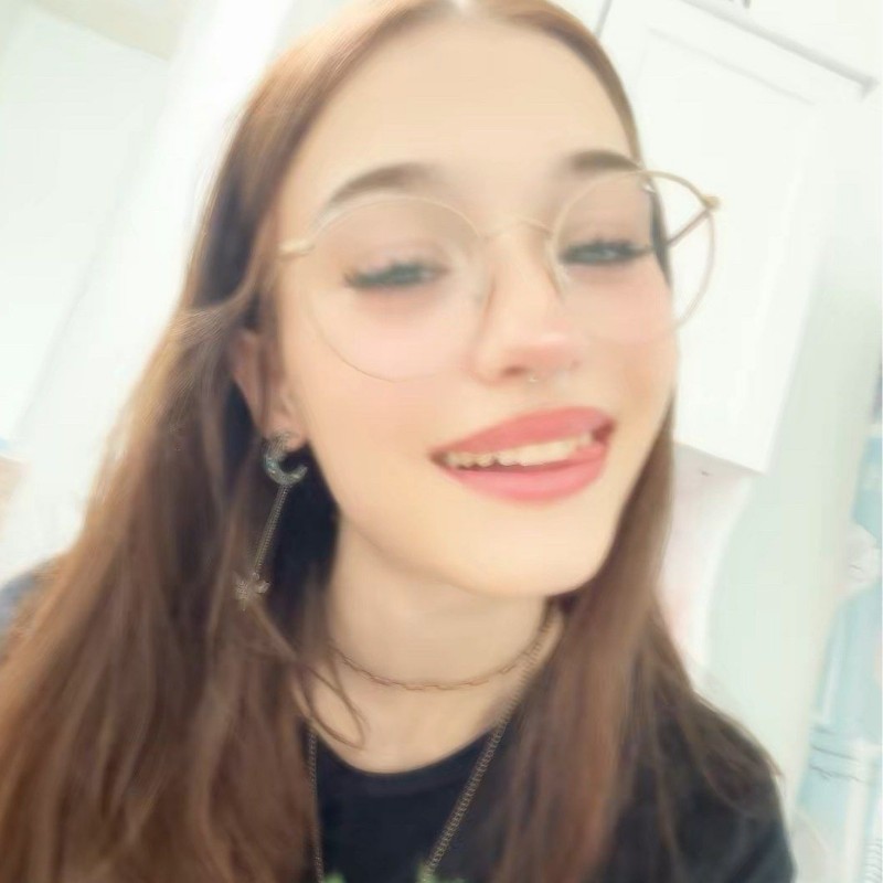 𝑋𝑎𝑛𝑑𝑟𝑎 🌻 (@xandra.lc) | Snapchat Stories, Spotlight & Lenses