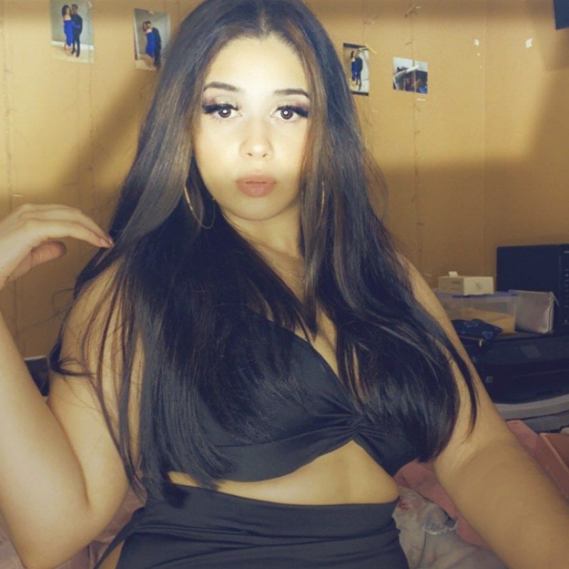 Yasmine🔒🦒🤤 (@yazi_yaz260) | Snapchat Stories, Spotlight & Lenses