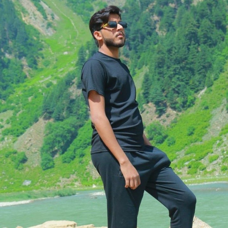 Zaib Rana (@zaibrana07) | Snapchat Stories, Spotlight & Lenses