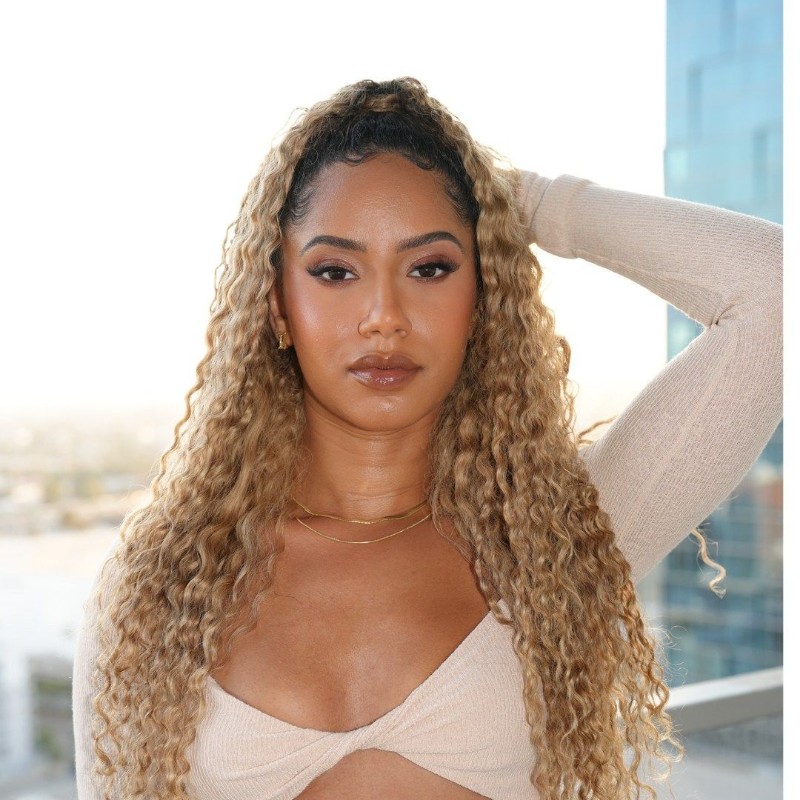 Zaina Sesay (@zayxclusive) | Snapchat Stories, Spotlight & Lenses